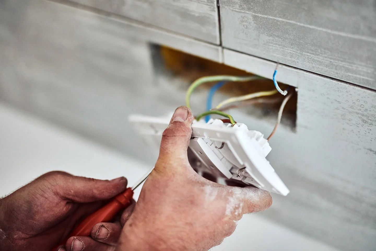 TEGELEC travaille avec les particuliers